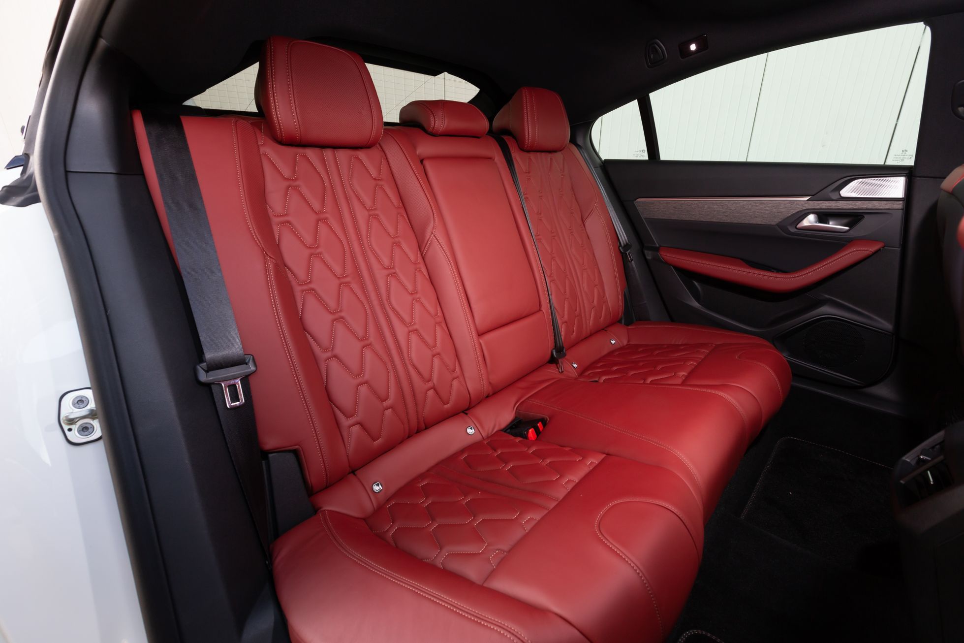Peugeot 508 Monaco int. a jízdní