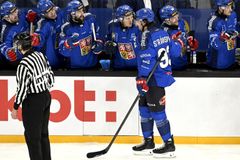 Modré dresy přinesly zlom. Češi poprvé v sezoně vyhráli, odneslo to Švýcarsko