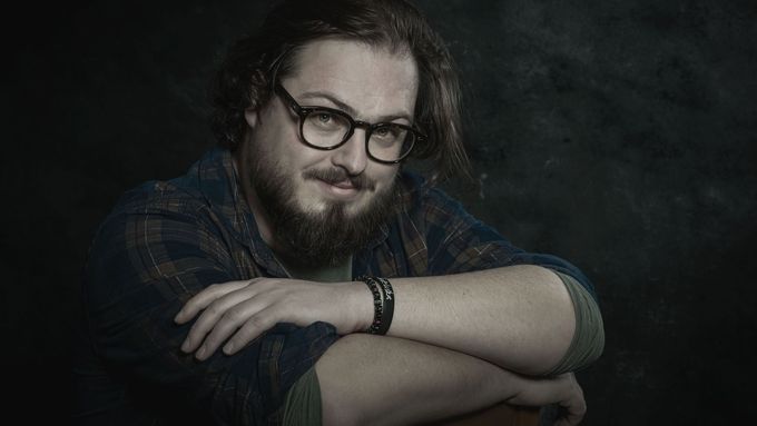 Originální písničkář David Stypka, pocházející z Moravskoslezského kraje, zemřel v roce 2021 na rakovinu slinivky.