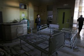Foto: Ve válce v Sýrii jsou stále častěji terčem i nemocnice. Pacienti se obávají dalších náletů
