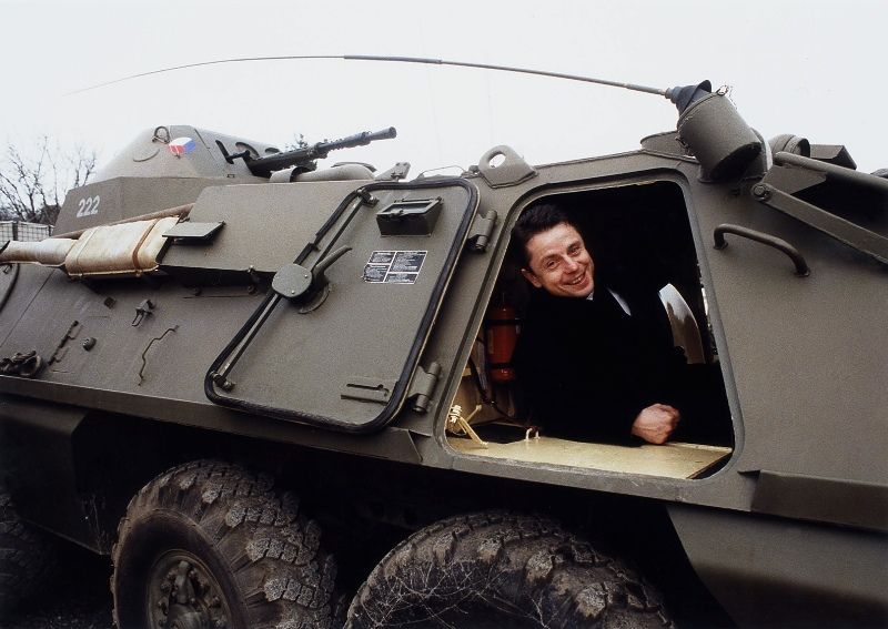 Petr Muk v roce 2001 na základně českých jednotek SFOR