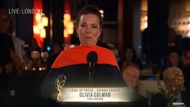 Olivia Colmanová z Koruny sošku přebrala přes videomost.