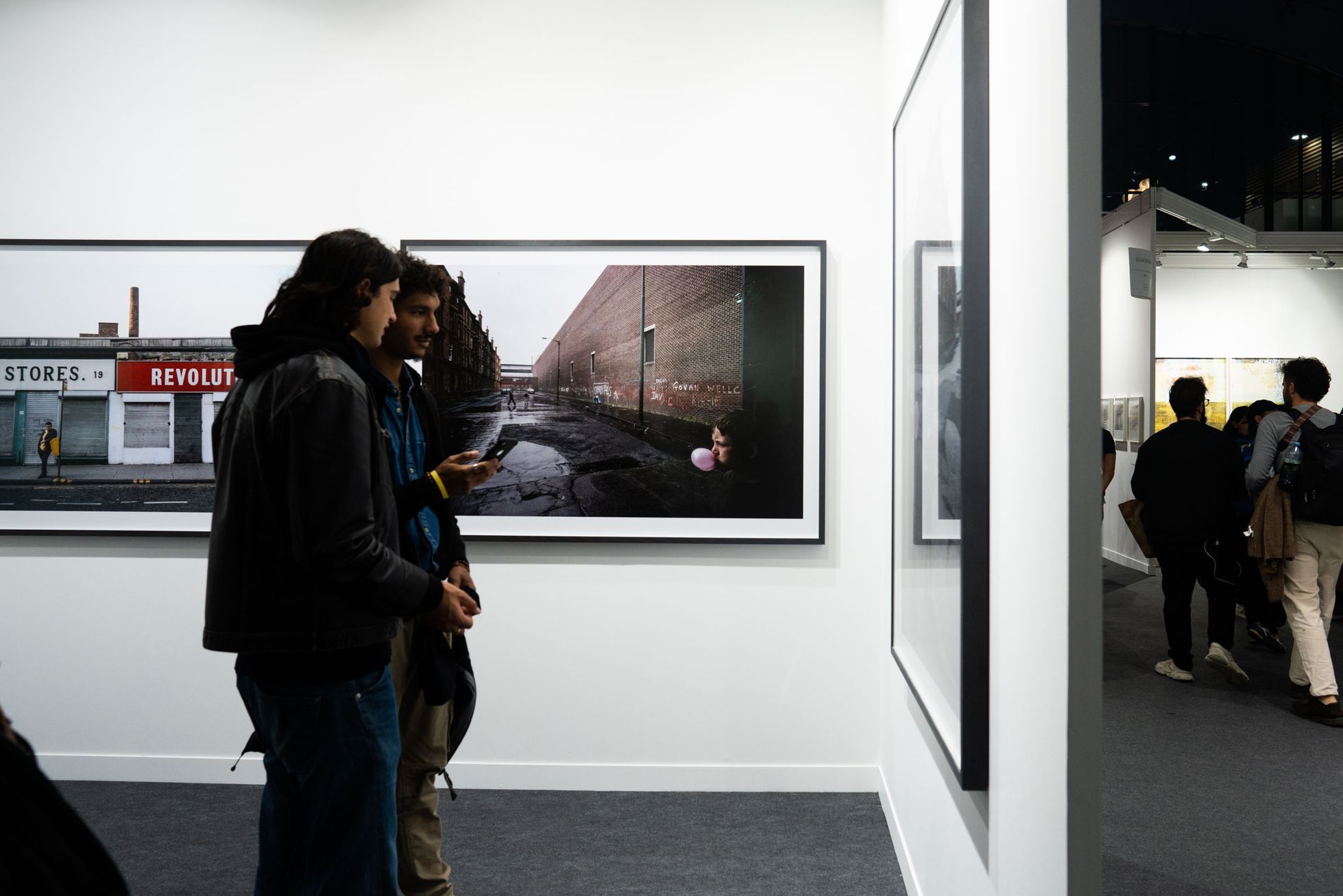 Fotoreportáž z mezinárodního fotografického veletrhu Paris Photo 2022
