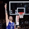 Ondřej Balvín slaví výhru, Česko - Brazílie, MS v basketbale 2019, Čína