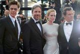 Na 68. ročník filmového festivalu v Cannes dorazili Benicio Del Toro a Emily Blunt představit svůj nový film Sicario, což ze španělského překladu znamená nájemný vrah.