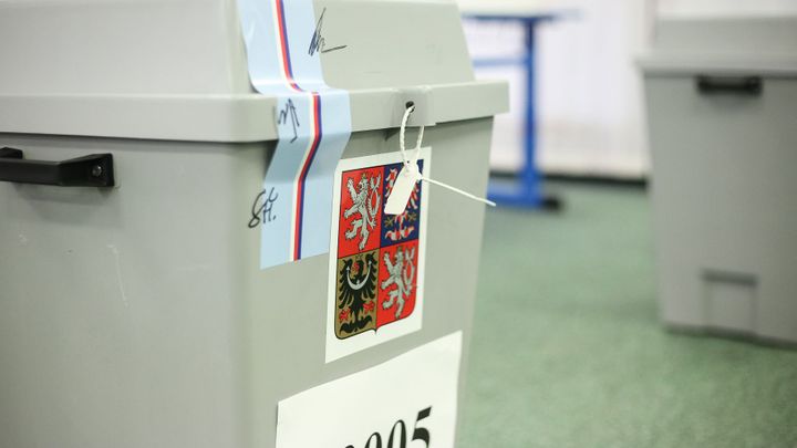 Účast ve volbách do Senátu v Praze nepřekročila 12 procent