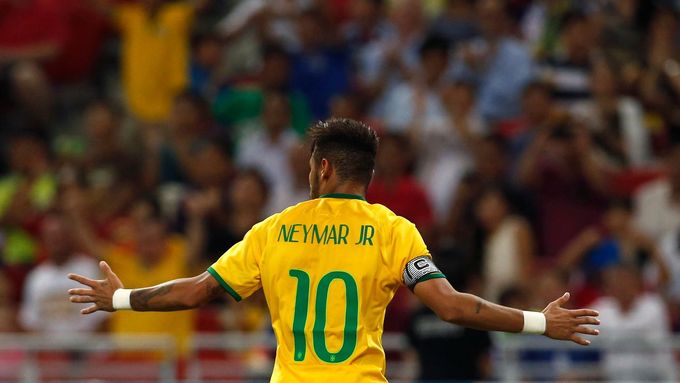 Čtyři branky Neymara do sítě Japonska