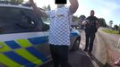 Muž přepadl devadesátiletou stařenku a ukradl jí peněženku. Incident zachytila bezpečnostní kamera. Policii se podařilo pachatele dopadnout hned druhý den.