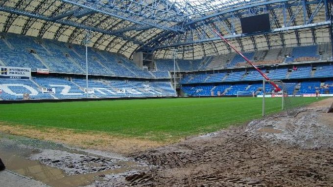 Stavební práce na stadionu v Poznani jsou v plném proudu.