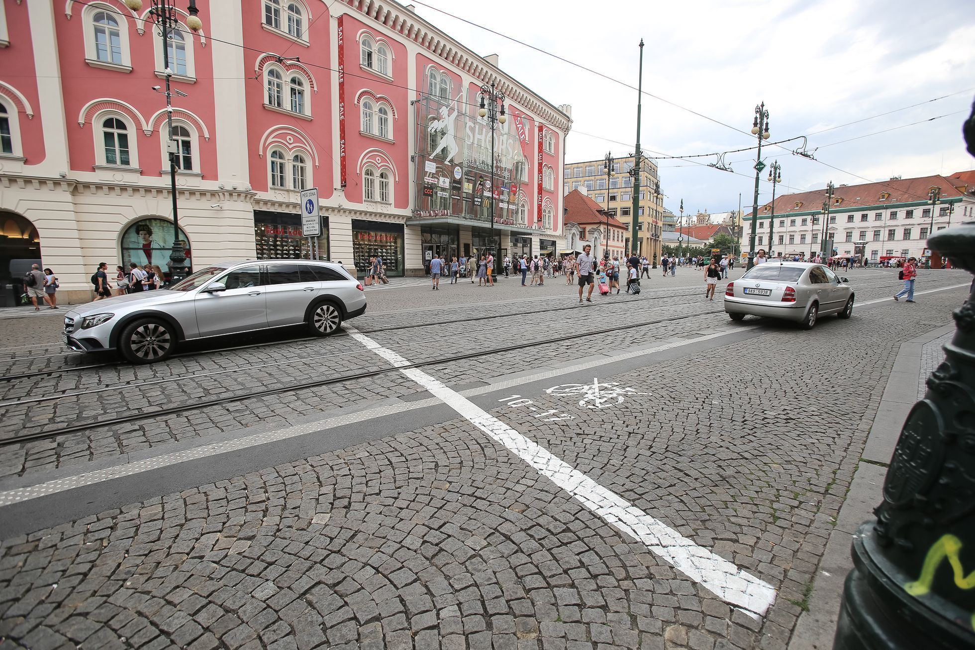 Zákaz a omezení cyklistů na Praze 1