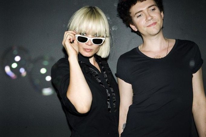 The Raveonettes.