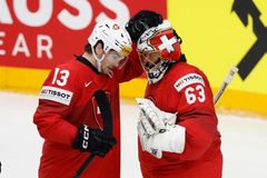 Češi? Zase tvrdí a chytří, uznal kapitán Švýcarů. Stříbrná Praha pořád hlodá