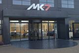 Budova Red Bullu MK-7 v Milton Keynes v sobě ukrývá kompletní historii velmi úspěšně stáje formule 1.