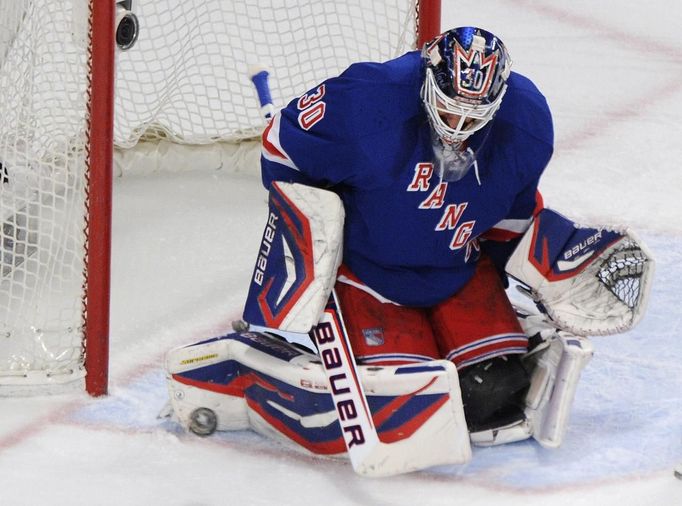 NHL: NY Rangers - Washington Capitals, 1. zápas (Henrik Ludqvist)