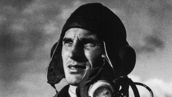 Unikátní válečné snímky a ztracený film. Černobílá krása i drama fotografa Sitenského; Zdroj foto: Aktuálně.cz / Ladislav Sitenský / Národní technické muzeum