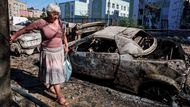 Podle ruské státní agentury TASS Trump a Putin během hovoru neprobírali pozastavení dodávek zbraní Ukrajině. Trump však zmínil snahu ukončit válku „co nejdříve“, na což Putin reagoval, že Rusko ze svých válečných cílů na Ukrajině „neustoupí“.