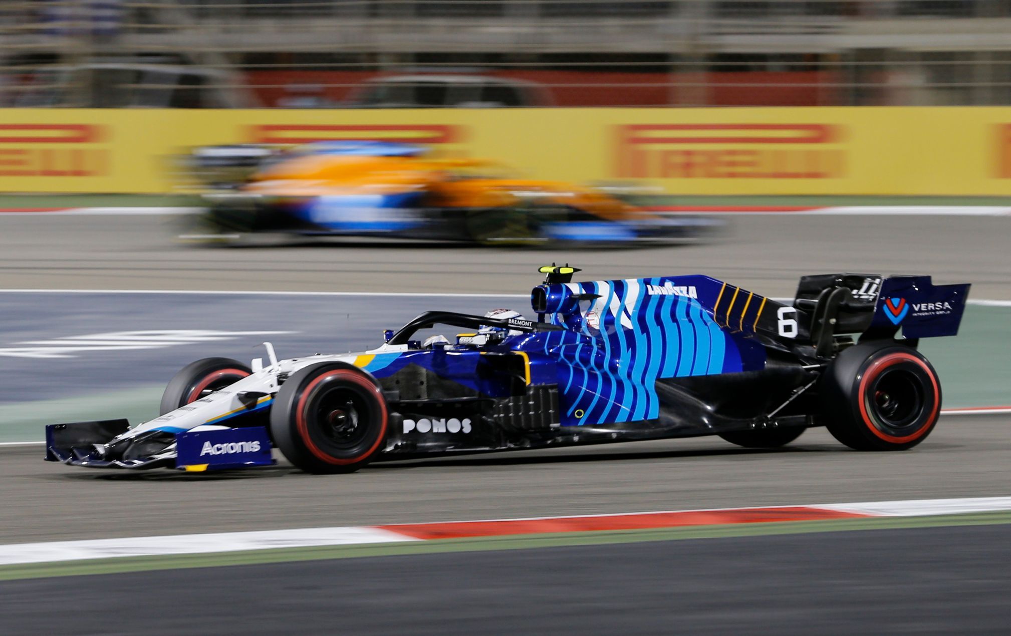 Nicholas Latifi ve Williamsu ve Velké ceně Bahrajnu 2021