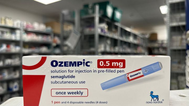 Až pětkrát účinnější než Ozempic. Tahle metoda má před léky na hubnutí pořádný náskok; Zdroj foto: Chemist4U / Creative Commons Attribution-Share Alike 2.0