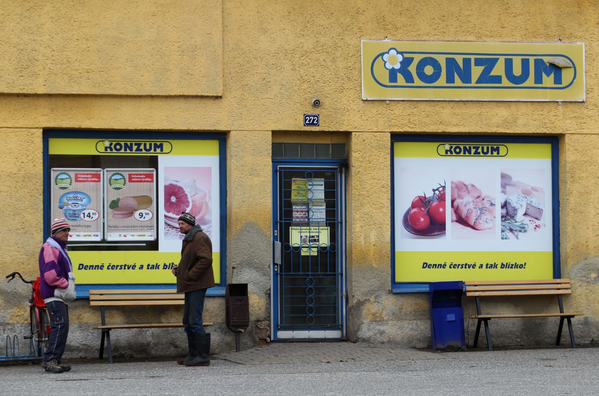 ilustrační fotografie, vesnice, venkov, obchod, Konzum, Jednota, Coop, prodejna, Česká pošta, 2012