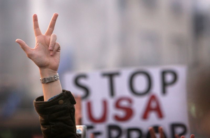 Demonstrace v Bělehradu proti odtržení Kosova