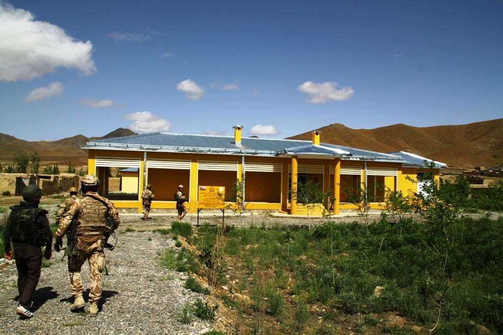 Český PRT v Afghánistánu - projekt hedvábnické farmy