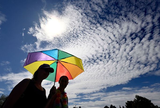 Snímek ze sobotního duhového průvodu festivalu Prague Pride.