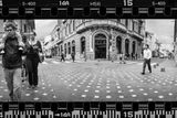 Cuenca, Ekvádor. Jen tak pro zajímavost, takto vypadá políčko kinofilmu naexponovaného širokoúhlým fotoaparátem Widelux 7, se kterým byly pořízeny všechny snímky v knize Pachamama.