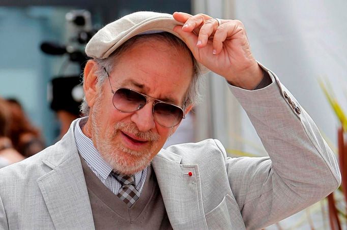 Steven Spielberg na povinném focení poroty.