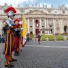 Papaež FRantišek Velikonoce švýcarská garda