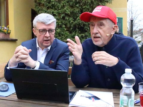 Budoucí vláda, o které se nemluví: Babiš nechá Okamuru na holičkách a půjde jinudy