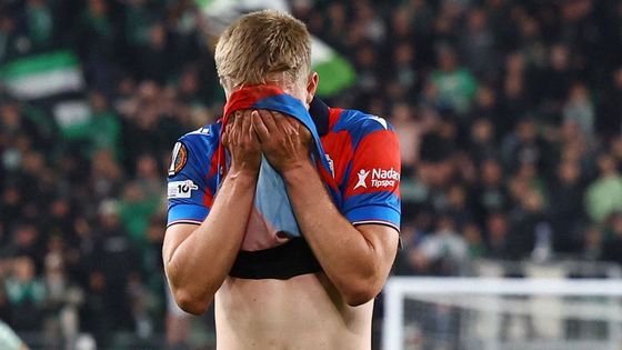 fotbal, Evropská liga 2025/2026, Ferencváros - Viktoria Plzeň Lukáš Červ