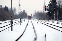 Pověřený šéf Správy železnic odvolal polovinu náměstků