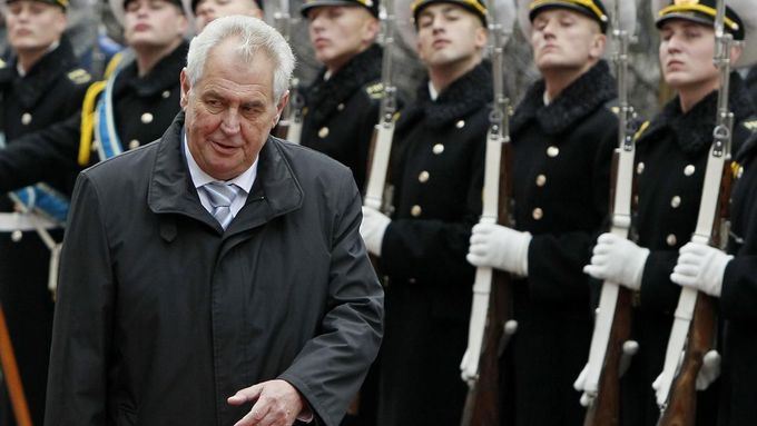 Miloš Zeman na návštěvě v Kyjevě.