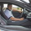 Policisté se pochlubili dalším BMW i8. Nový vůz dostali po nabourání předchozího