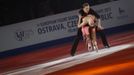 ME v krasobruslení 2017: Jekatěrina Bobrovová a Dmitrij Solovjov