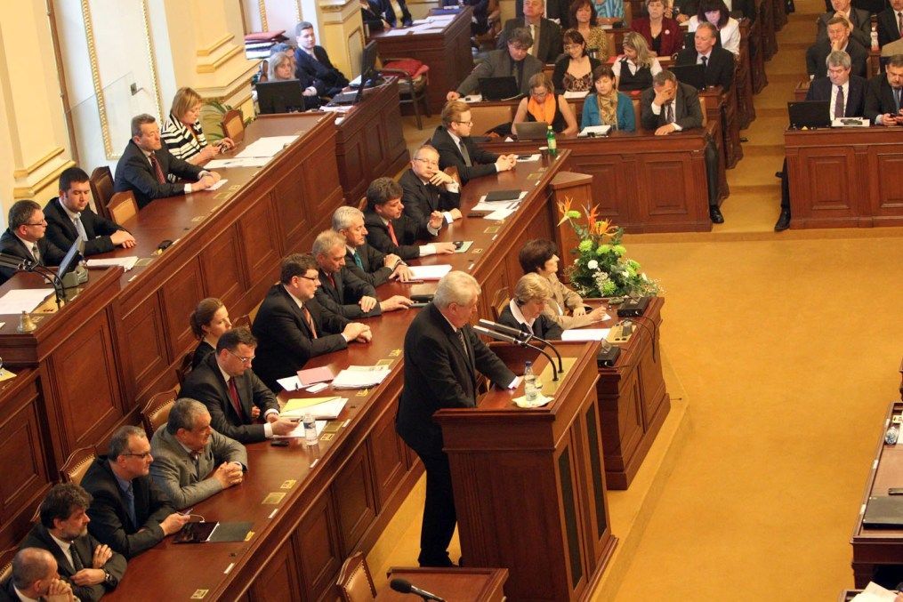 Prezident Zeman před poslanci
