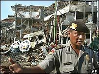 Útok na Bali 2002