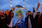 Erdogan zvítězil a povede Turecko dalších pět let. Jeho sok označil volby za neférové