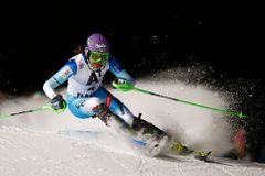 Čeští lyžaři v týmové soutěži vypadli hned v osmifinále