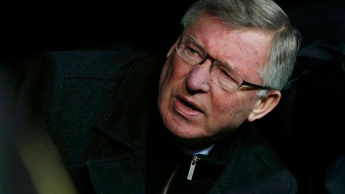 Kouč Alex Ferguson chce pomoci svému bývalému klubu ze Skotska