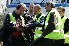 Tramvajáci v Ostravě vymohli růst platů, bezpečí neřeší