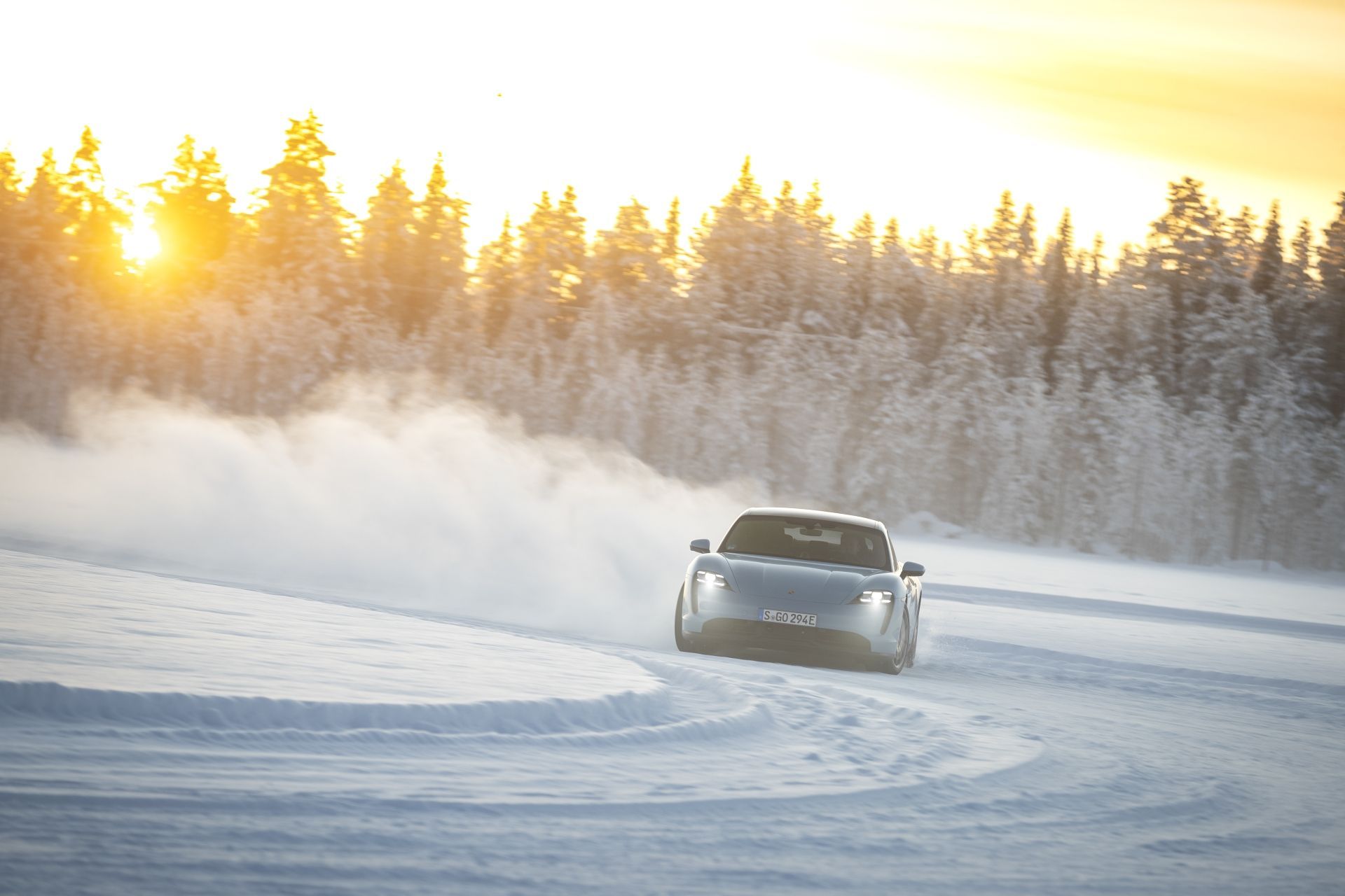 Porsche Taycan 4S