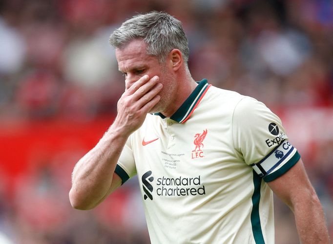 Jamie Carragher coby kapitán týmu legend Liverpoolu
