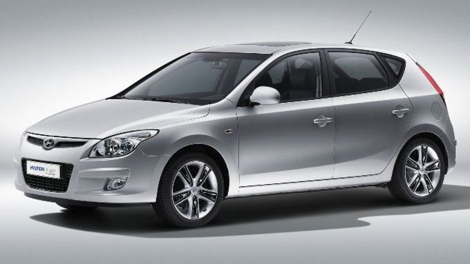 Dalším vozem, který se ve statistice nejprodávanějších aut umístil v první desítce, je Hyundai i 30 vyráběný v Nošovicích