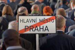 Stěhování, jaké Česko nezažilo. Starostové chtějí z Prahy přesunout přes dvacet úřadů