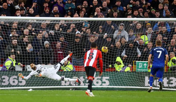 Soccer Football - Premier League - Sheffield United v West Ham United - Bramall Lane, Sheffield, Britain - January 21, 2024 West Ham United's James Ward-Prowse scores the