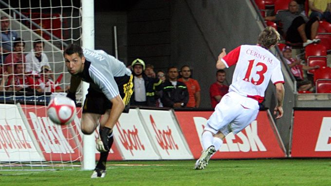 Slavia se vzpamatovala po Tiraspolu, v lize dvakrát vyhrála