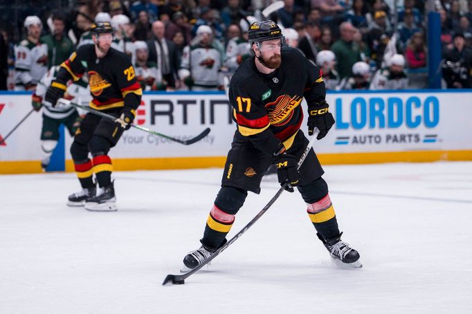 Filip Hronek v dresu Vancouveru