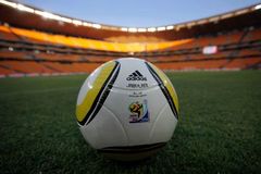 FIFA poprvé připustila: Jabulani není v pořádku