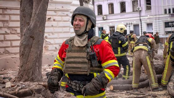 Krvavá Květná neděle: ruský útok na Sumy si vyžádal desítky civilních obětí